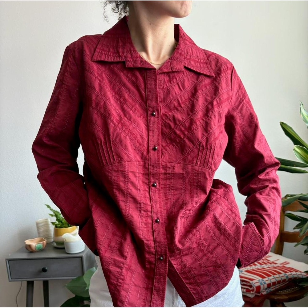 Faded Glory Burgundy Red Textured Chevron Stretch Button Down Shirt Womens L